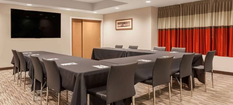 Microtel Inn & Suites by Wyndham Ladysmith Oyster Bay图片