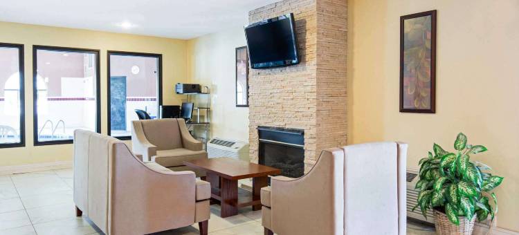 莫尼I-57凯艺酒店(Quality Inn Monee I-57)图片