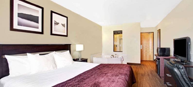 拉彻尼亚/特勒博恩速 8 酒店(Super 8 by Wyndham Lachenaie/Terrebonne)图片