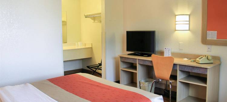 哈特福德恩菲尔德6号汽车旅馆(Motel 6 Enfield, CT - Hartford)图片