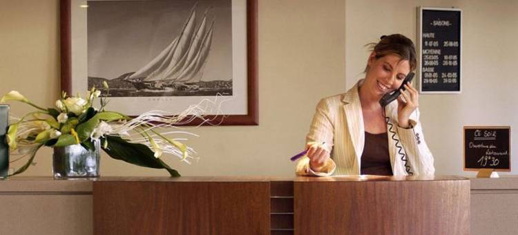 大洋洲艾斯卡勒瓦讷中央酒店(Escale Oceania Vannes Centre)图片