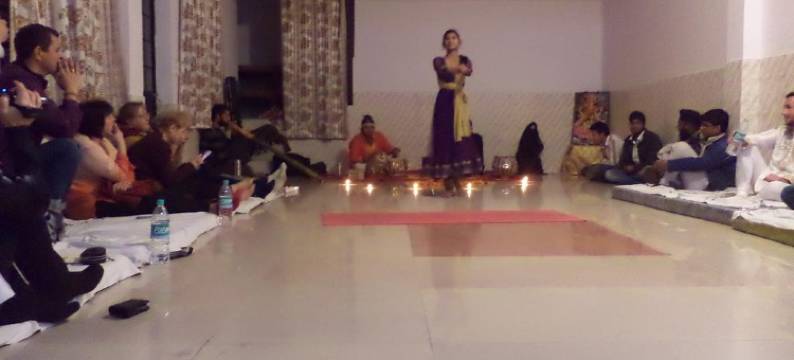 山顶斯维斯小屋酒店(Hill Top Swiss Cottage)图片