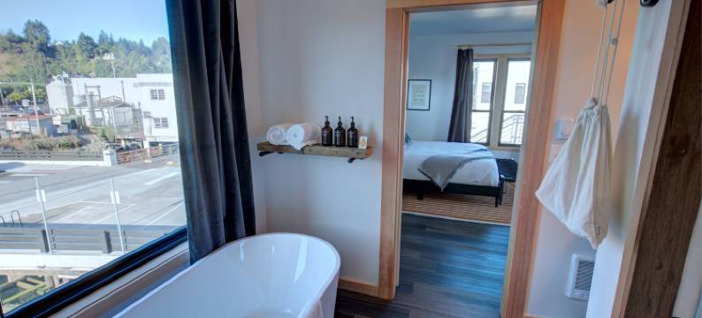 弓线酒店(Bowline Hotel)图片