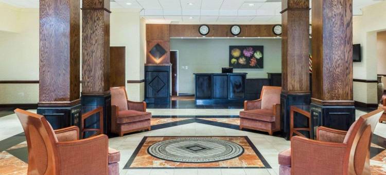 萨默塞特凯隆酒店-新不伦瑞克(Clarion Hotel Somerset - New Brunswick)图片