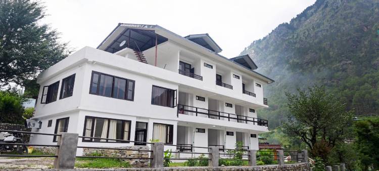 Treebo Trend Woodward II with Mountain View图片