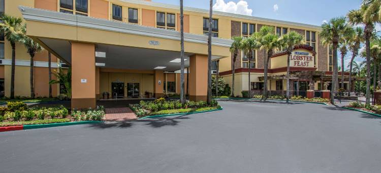 基西米舒适套房酒店-靠近公园(Comfort Inn & Suites Kissimmee by the Parks)图片