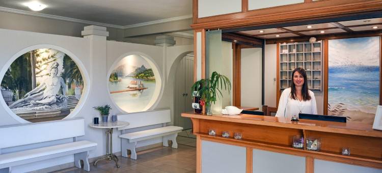 贝拉维斯塔海滩酒店(Bella Vista Beach Hotel)图片