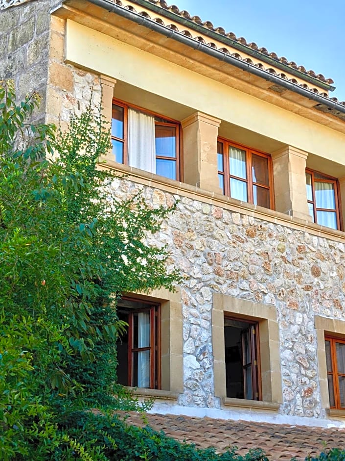 Casa Son Sant Jordi Over view