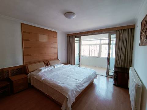 房东客服海儿公寓(海滨北路分店)