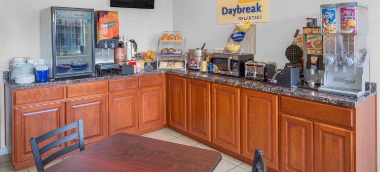 尤里卡温德姆戴斯酒店(Days Inn by Wyndham Eureka CA)图片