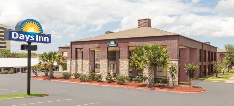 克利奇站戴斯酒店(Days Inn by Wyndham College Station University Drive)图片