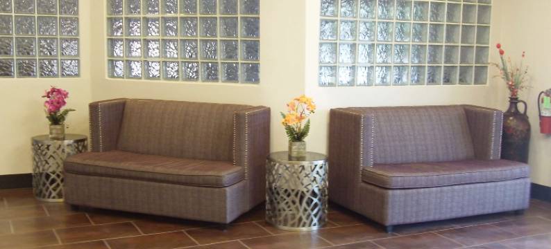 萨克拉门托加州博览会贝斯特韦斯特SureStay Plus酒店(SureStay Plus Hotel by Best Western Sacramento Cal Expo)图片