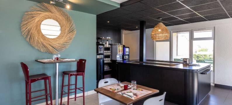 拉罗谢尔北普伊尔波勒奥康铂酒店(Campanile la Rochelle Nord - Puilboreau)图片