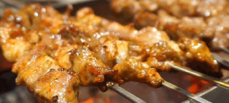 大学阳光网红墙季节空间民宿(公园路分店)图片