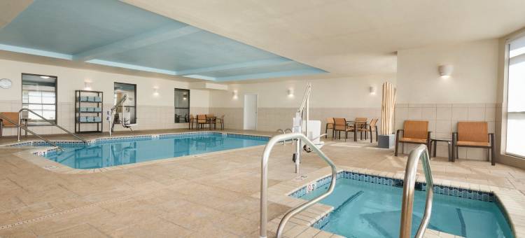 俄克拉何马市北奎尔斯普林斯万豪万怡酒店(Courtyard Oklahoma City North/Quail Springs)图片