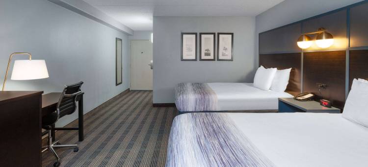 皮奥里亚美吟温德姆酒店(AmericInn by Wyndham Peoria)图片