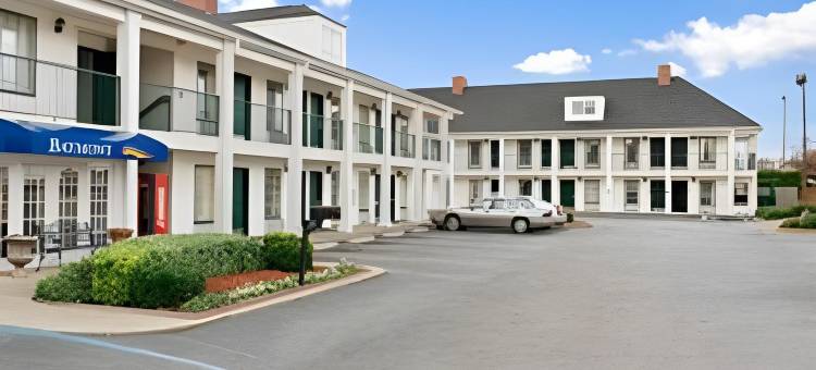 亚历山大城速8酒店(Super 8 Alexander City Alabama)图片