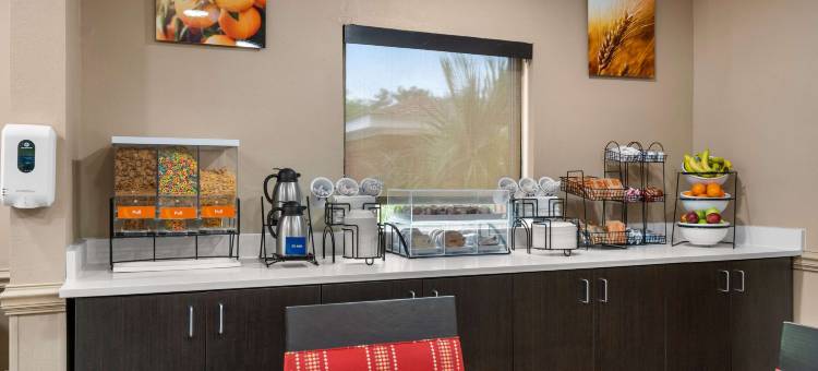 奇普雷I-10舒适套房酒店(Comfort Inn & Suites Chipley I-10)图片