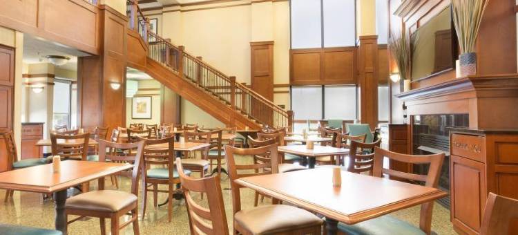 明翰湖滨大道德鲁里套房酒店(Drury Inn & Suites Birmingham Lakeshore Drive)图片