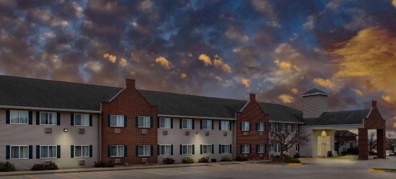 佩拉美吟温德姆酒店(AmericInn by Wyndham Pella)图片