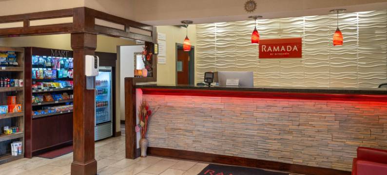 洛克斯特格罗夫华美达酒店(Ramada by Wyndham Locust Grove)图片