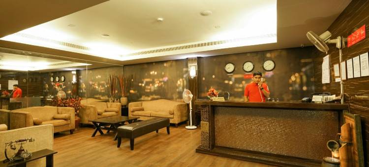 首都 O 15754 莫卡诺尔旅客之家酒店(Super Townhouse Mookkannoor Tourist Home)图片