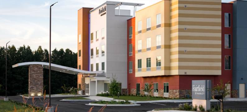 库尔曼万枫酒店及套房(Fairfield Inn & Suites Cullman)图片