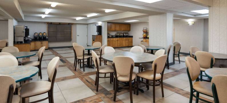 博兹曼戴斯套房酒店(Days Inn & Suites by Wyndham Bozeman)图片