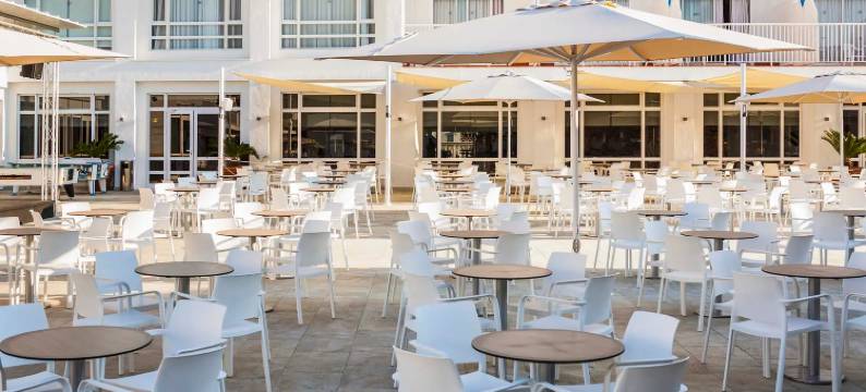 格鲁巴雷斯孔德阿尔赫西拉斯酒店(Globales Condes de Alcudia)图片