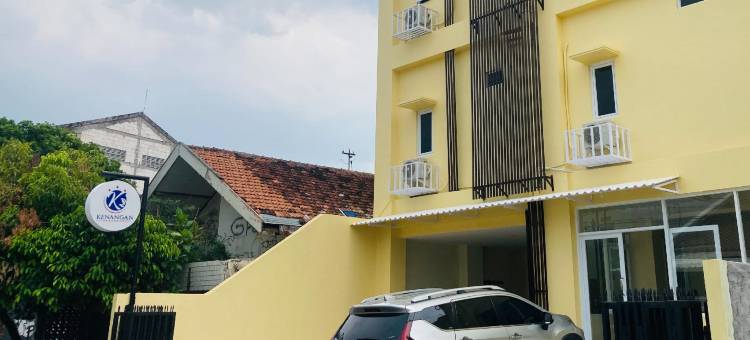 红门酒店-近巴拉贡购物中心三宝垄2号(RedDoorz near Paragon Mall Semarang 2)图片