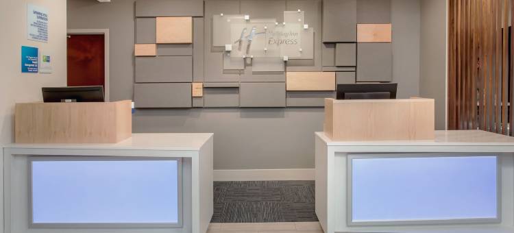 Holiday Inn Express 哈斯克尔中，韦恩区(Holiday Inn Express Haskell-Wayne Area)图片