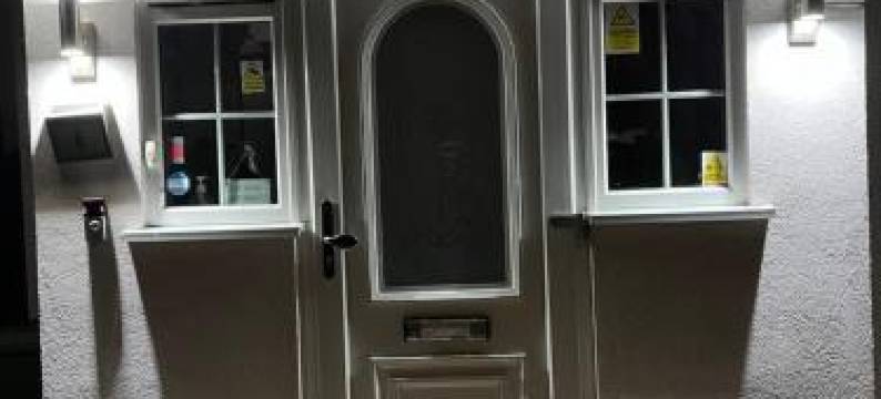 Large Double Bedroom with Free on Site Parking图片