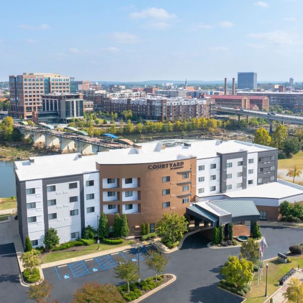 哥伦布凤凰城/河滨万怡酒店(Courtyard Columbus Phenix City/Riverfront)图片