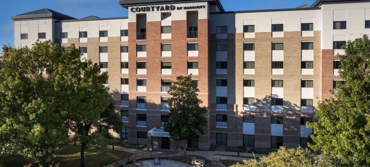 达拉斯艾迪生/科洛路万怡酒店(Courtyard Dallas Addison/Quorum Drive)图片