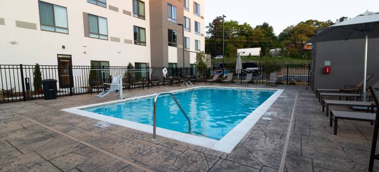 卡特斯维尔万怡酒店(Courtyard Cartersville)图片