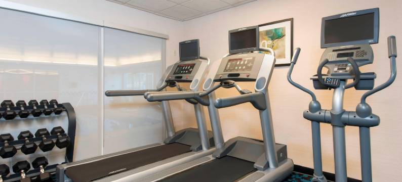 布卢明顿万枫酒店及套房(Fairfield Inn & Suites Bloomington)图片