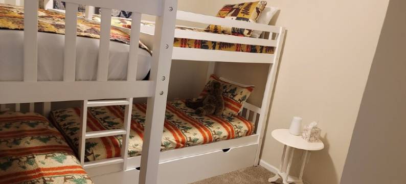 Cozy Mountain Escape - 10 Minutes from Bretton Woods Ski Area图片