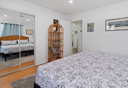 Stunning and Stylish Palm Beach area Mid-Century with Saltwater Pool Hotel Overview