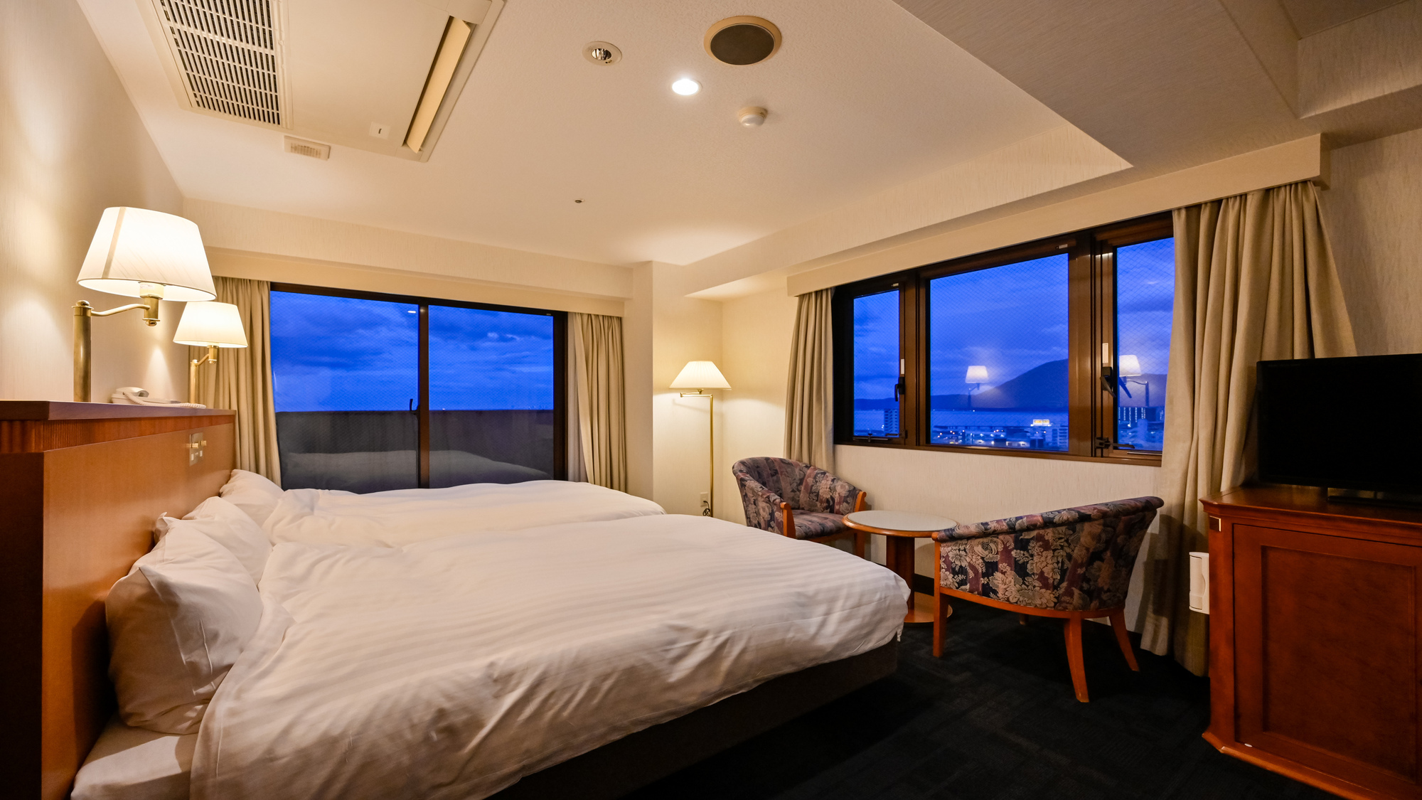 Hotel Sun Valley Annex Over view