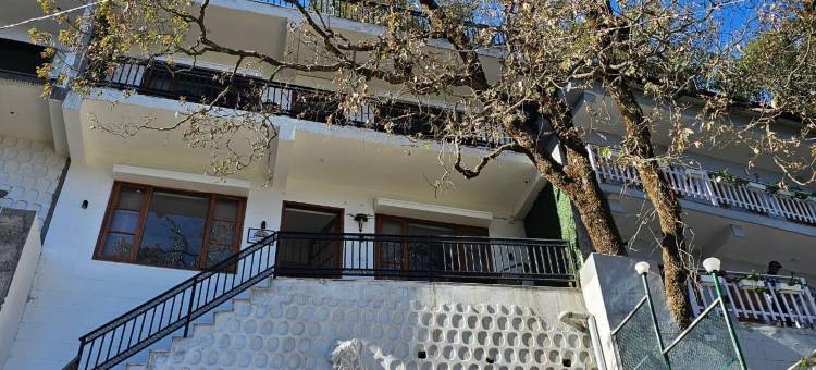 萨林斯州边米斯特维尔(Sarins 'Mistville' 4BHK Villa Mall Road)图片