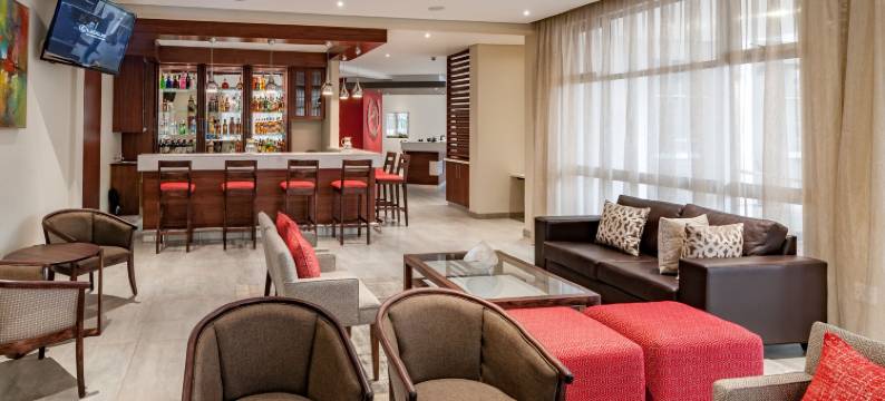 萨沃伊酒店和会议中心(Hotel Savoy and Conference Centre)图片