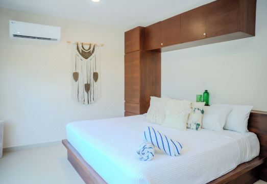 The Garden Residences by Casago Hotel Overview