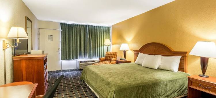 罗德威酒店-丹麦-杰克逊(Rodeway Inn Denmark-Jackson)图片