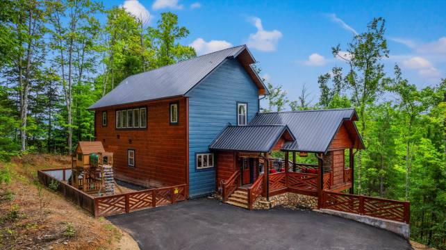 Luxury Indoor Heated Pool and Spa Zone - Stunning Alpine Retreat