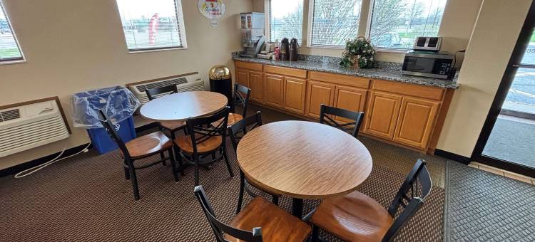 杜奎因温德姆速8酒店(Super 8 by Wyndham Du Quoin)图片