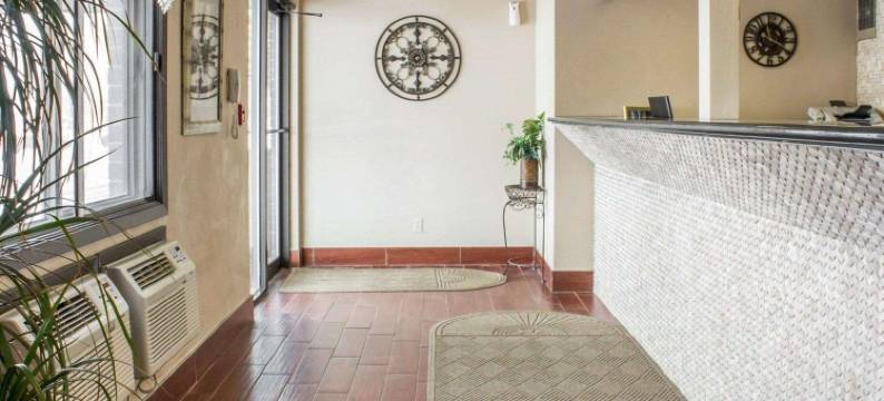 埃姆斯伊克诺旅馆(Econo Lodge)图片