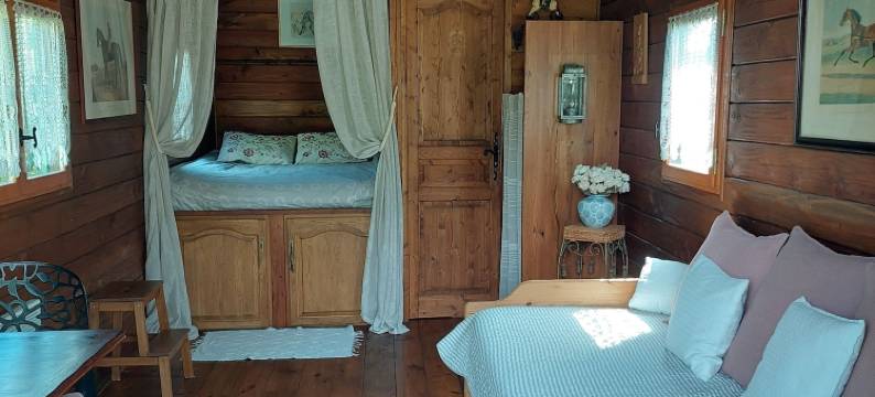 莱斯罗洛特-加龙省斯德拉布劳德里酒店(Les Roulottes de la Brauderie)图片