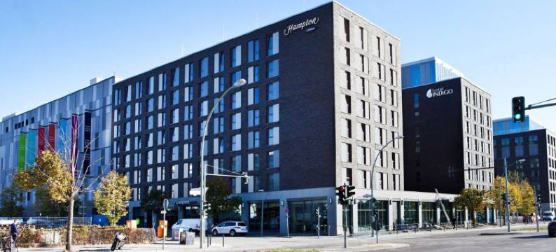 柏林市东区艺廊希尔顿欢朋酒店(Hampton by Hilton Berlin City East Side Gallery)图片