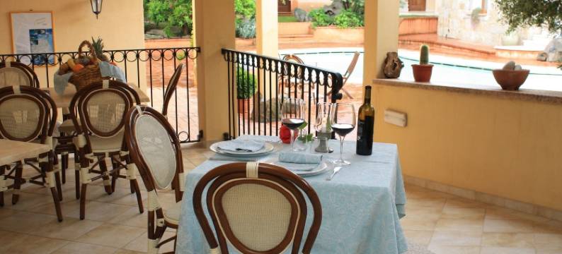 圣潘塔里奥酒店(Hotel San Pantaleo)图片