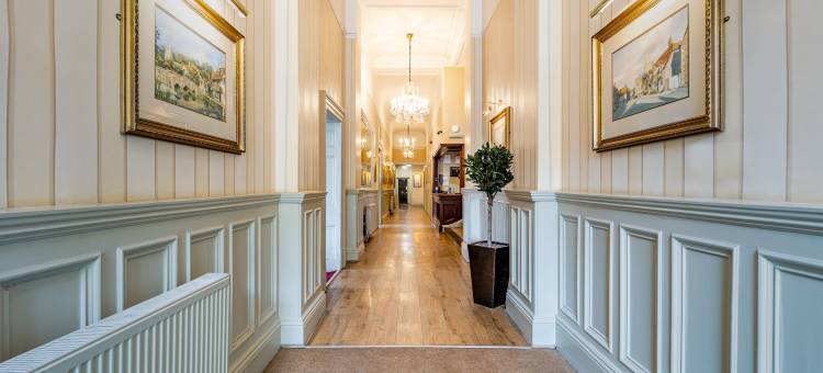 林普利斯托克贝斯特韦斯特酒店(Best Western Limpley Stoke Hotel)图片